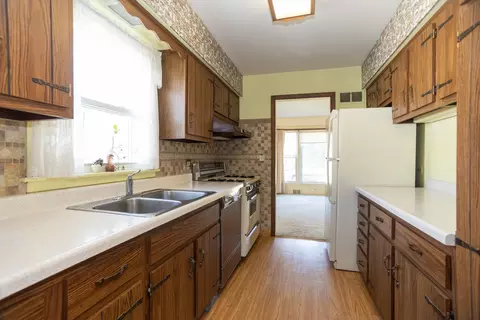 Kitchen - 1028 Webster Ln, Des Plaines, IL 60016 photo 1 of 2