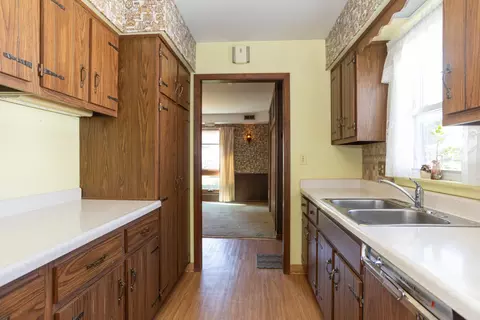 Kitchen - 1028 Webster Ln, Des Plaines, IL 60016 photo 2 of 2