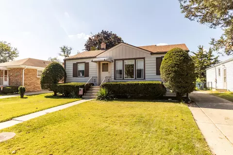 Exterior - 1028 Webster Ln, Des Plaines, IL 60016 photo 2 of 3