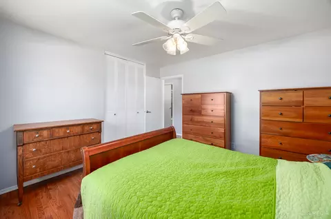 Bedroom - 916 Hayden Dr, Mchenry, IL 60051 photo 2 of 4