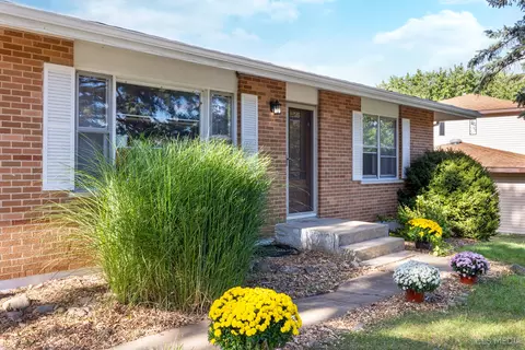 Other - 916 Hayden Dr, Mchenry, IL 60051 photo 6 of 6