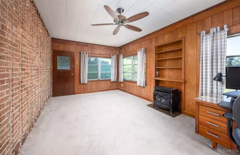 Other - 916 Hayden Dr, Mchenry, IL 60051 photo 4 of 6
