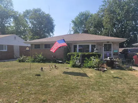 17332 Park Ave, Lansing, IL 60438