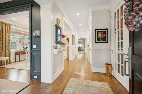 Entry Way - 1442 Scott Ave, Winnetka, IL 60093 photo 1 of 3
