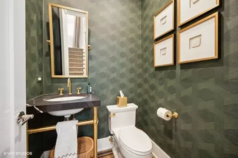 Bath - 1442 Scott Ave, Winnetka, IL 60093 photo 1 of 6