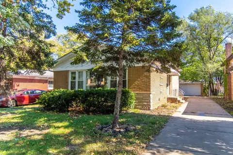 15125 End Ave, Dolton, IL 60419