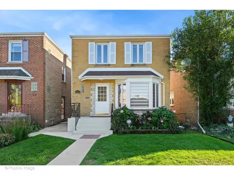 2605 W Gregory St, Chicago, IL 60625