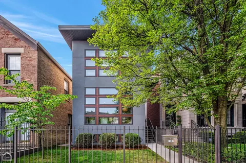 2147 W Huron St, Chicago, IL 60612