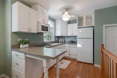 Kitchen - 1174 Preston Ave, Elgin, IL 60120 photo 2 of 5
