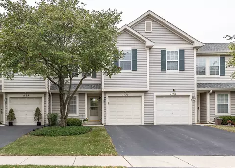 1135 Vail Ct, Naperville, IL 60540