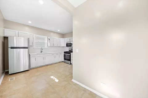 7553 W 63rd Pl, Summit, IL 60501 photo 14