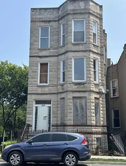 1315 S Homan Ave, Chicago, IL 60623