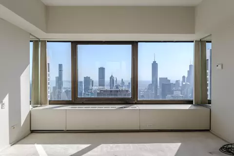 175 E Delaware Pl #6911, Chicago, IL 60611 photo 6