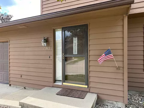 Exterior - 2115 Sunview Dr, Champaign, IL 61821 photo 2 of 7