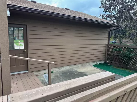 Exterior - 2115 Sunview Dr, Champaign, IL 61821 photo 5 of 7