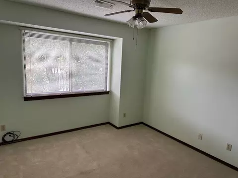 Bedroom - 2115 Sunview Dr, Champaign, IL 61821 photo 2 of 5