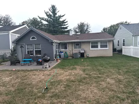 9536 Monroe Ave, Brookfield, IL 60513 photo 3