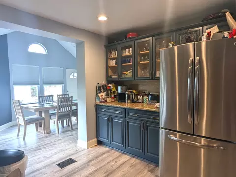 9536 Monroe Ave, Brookfield, IL 60513 photo 10