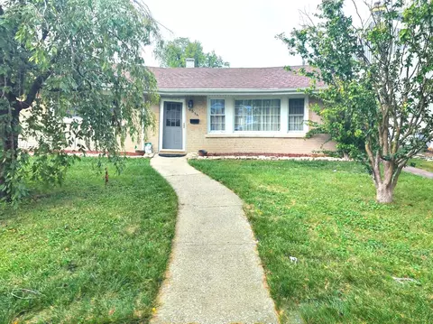 9536 Monroe Ave, Brookfield, IL 60513