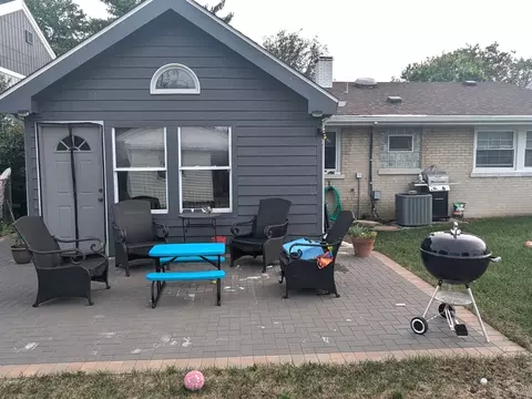 9536 Monroe Ave, Brookfield, IL 60513 photo 5