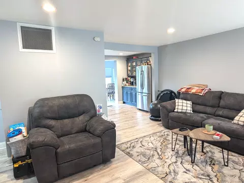 9536 Monroe Ave, Brookfield, IL 60513 photo 6