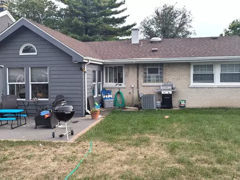 9536 Monroe Ave, Brookfield, IL 60513 photo 4