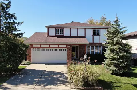 15600 Vista Dr, Oak Forest, IL 60452