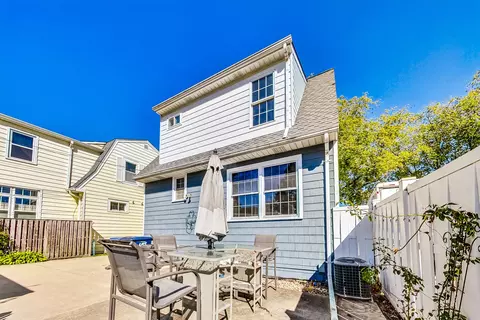487 E Prairie Ave, Des Plaines, IL 60016 photo 26