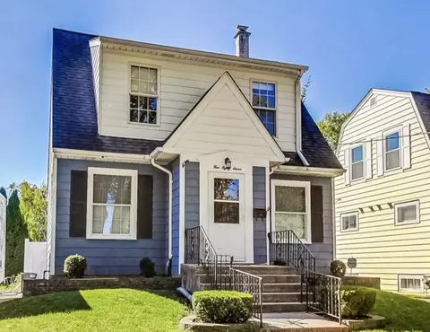 487 E Prairie Ave, Des Plaines, IL 60016