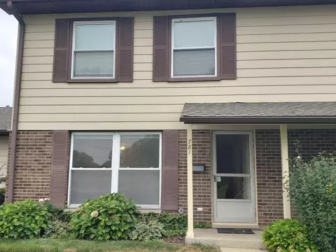 781 Pahl Rd, Elk Grove Village, IL 60007