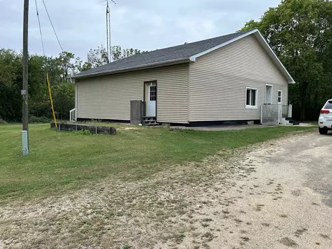 4646 Main St, Shabbona, IL 60550
