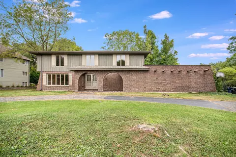 1317 E Gartner Rd, Naperville, IL 60540 photo 1