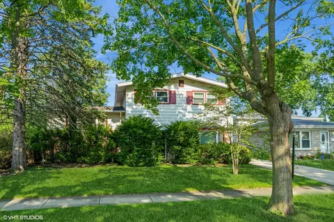 9421 Ozark Ave, Morton Grove, IL 60053