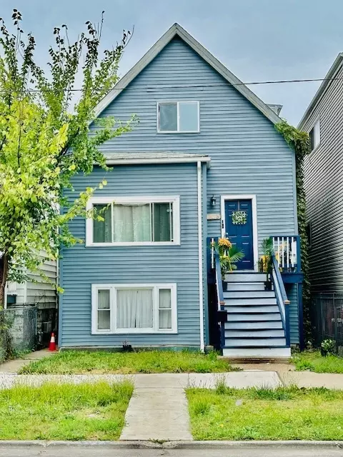 2038 N Hamlin Ave, Chicago, IL 60647