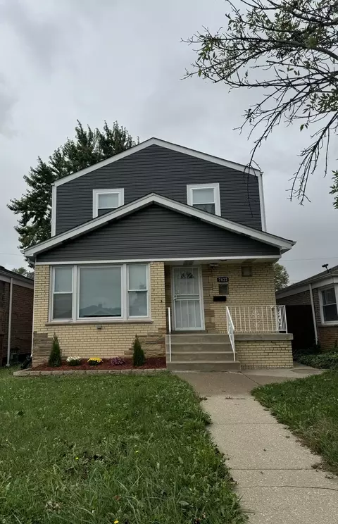 7822 S Christiana Ave, Chicago, IL 60652