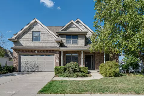1345 Eagle Bluff Dr, Bourbonnais, IL 60914