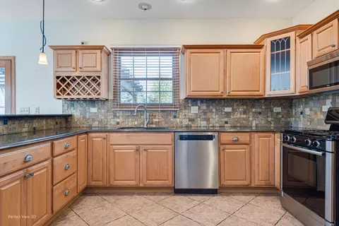 1345 Eagle Bluff Dr, Bourbonnais, IL 60914 photo 10