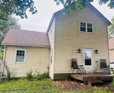 1507 E Washington St, Clinton, IL 61727 photo 1
