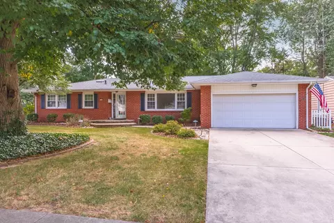 1209 Valentine Dr, Normal, IL 61761