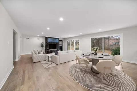 Living - 20800 London Dr, Olympia Fields, IL 60461 photo 1 of 12