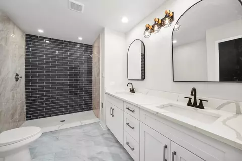 Bath - 20800 London Dr, Olympia Fields, IL 60461 photo 1 of 5
