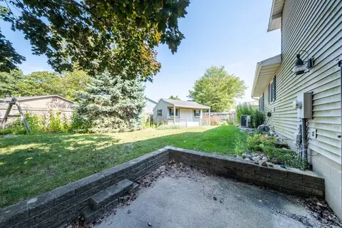 2112 Branch Rd, Champaign, IL 61821 photo 25