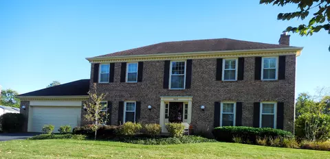 1925 Manor Ln, Mundelein, IL 60060
