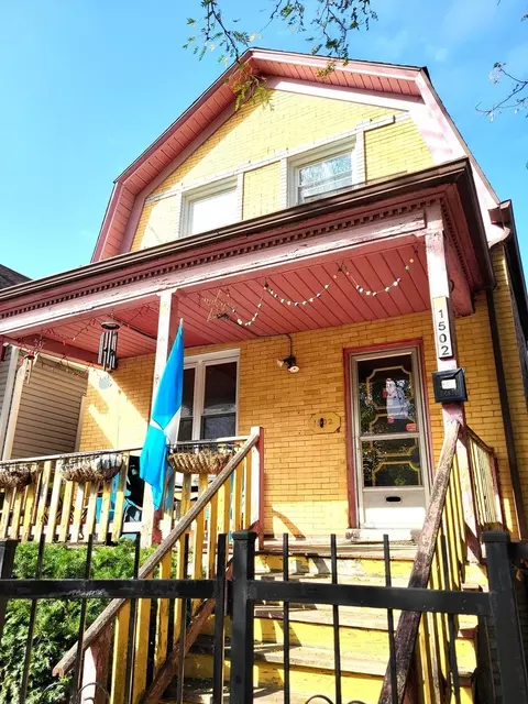1502 N Central Park Ave, Chicago, IL 60651
