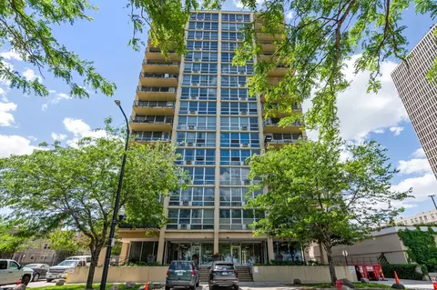6730 S South Shore Dr #1502, Chicago, IL 60649