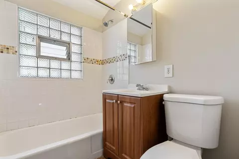 2214 E 96th St, Chicago, IL 60617 photo 9