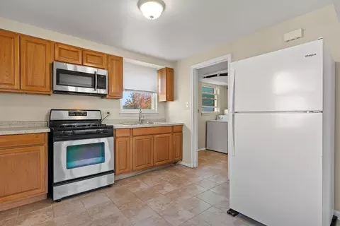 2214 E 96th St, Chicago, IL 60617 photo 4