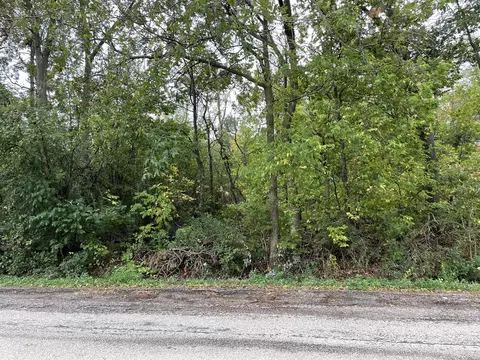 000 Wildwood Ln, Joliet, IL 60433