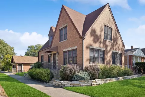 8201 S La Salle St, Chicago, IL 60620