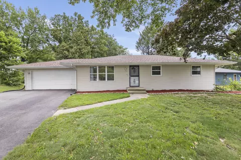 5740 Colleen Ave, Rockford, IL 61109